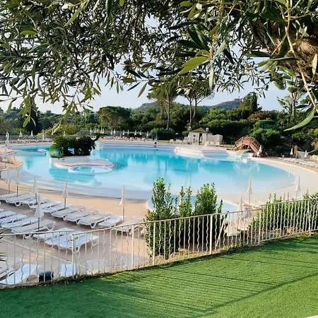 شقة -Residence Appartement En Rez De Jardin Avec Piscine Chauffee Du 04 Avril Au 01 Novembre -Parking - Climatisation - Domaine Du Cap Esterel Saint Raphael