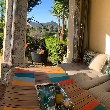 Résidence Club Avec Piscine Chauffée Et Animations -appartement 2 Pièces En Rez De Jardin Privatif Et Clôturé-parking Couvert- Climatisation -piscines- Domaine Du Cap Estérel Raphaël Appartamento