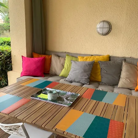 Appartement French Days Cap Esterel Fh007 Jardin Privatif Et Cloture ,vue Mer,piscines , Parking Couvert,coup De Coeur *