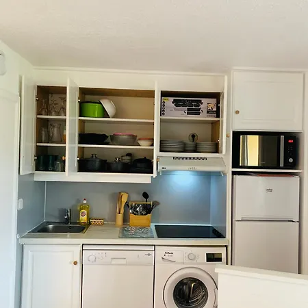 Apartamento Résidence club avec piscine chauffée et Animations -Appartement 2 pièces en Rez de jardin privatif et clôturé-parking couvert- climatisation -Piscines- Domaine du Cap Estérel Saint Raphaël *